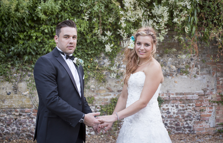 Swan at Streatley wedding photographer